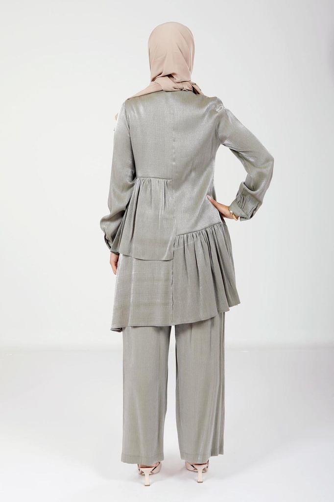 beyza-dugmeli-katli-rahat-kesim-yesil--4-9099.jpg