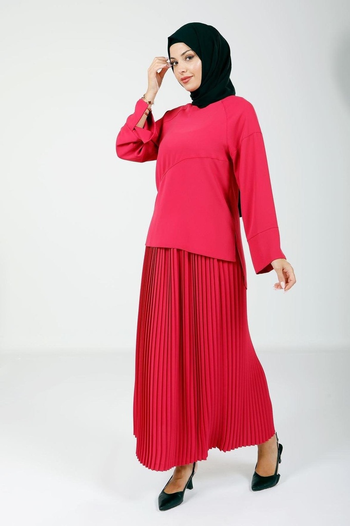 beyza-etegi-pliseli-fusya-renk-bluz-ve-f6-4a8.jpg
