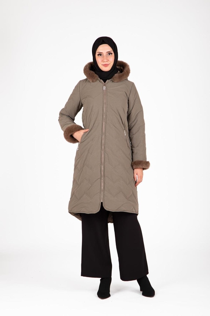beyza-kapusonu-ve-kollari-pelus-detayl-c-c740.jpg