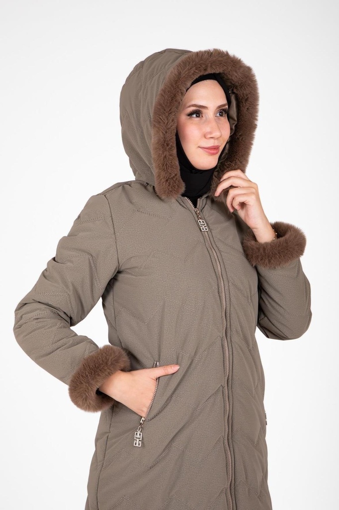 beyza-kapusonu-ve-kollari-pelus-detayl-59f-75.jpg