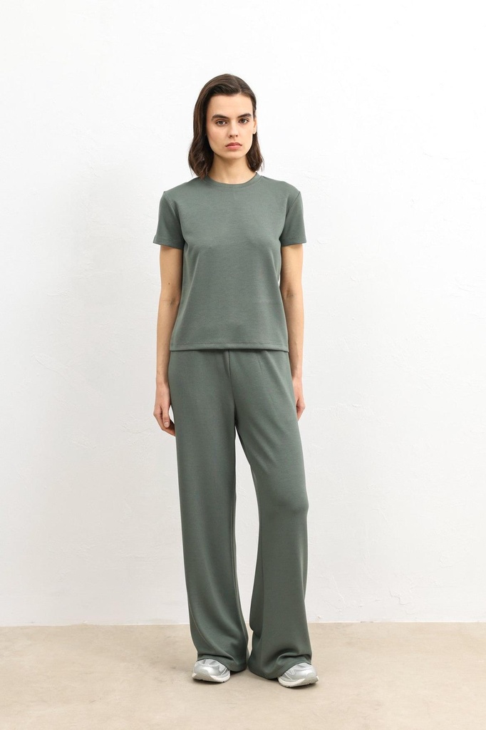 [BA26YTKM046-Haki-5] Flowing Women's Tracksuit Set (S)