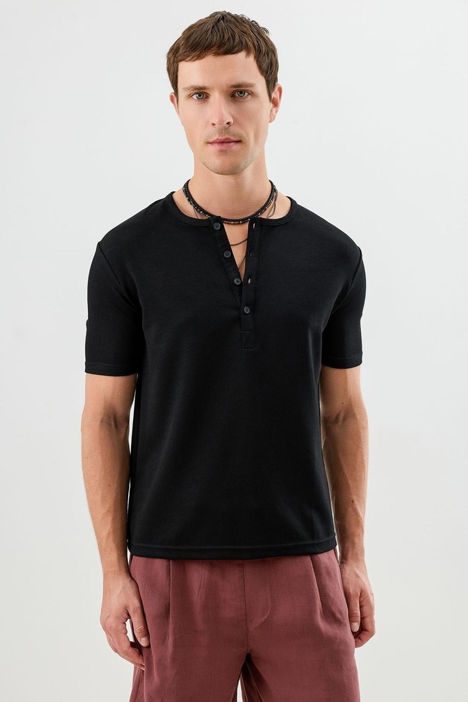 [A26Y9461-Siyah-5] Cotton Buttoned Collar T-Shirt (black, S)