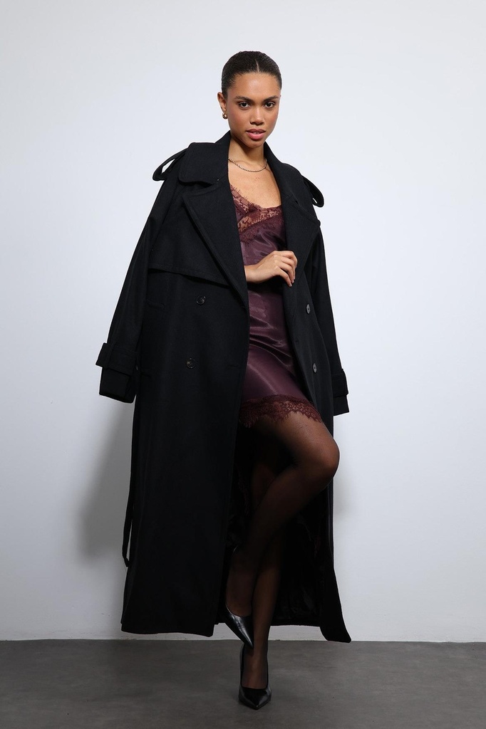 Antioch Oversize Belted Coat (black, S)