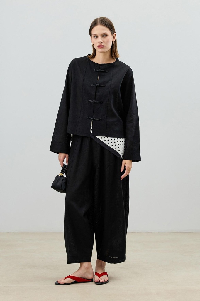 [BA26YTKM072-Siyah-M] Linen-Blend Ornate Button Women's Set (black, M)