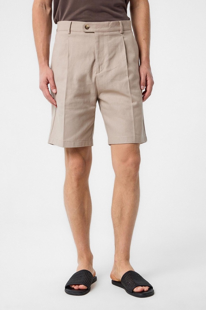 [A25Y2826-Bej-M] Antioch High-Waisted Pleated Men's Shorts (M)